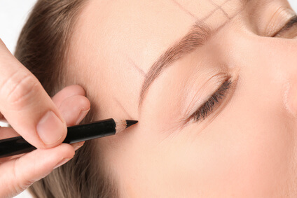 shaping eyebrow